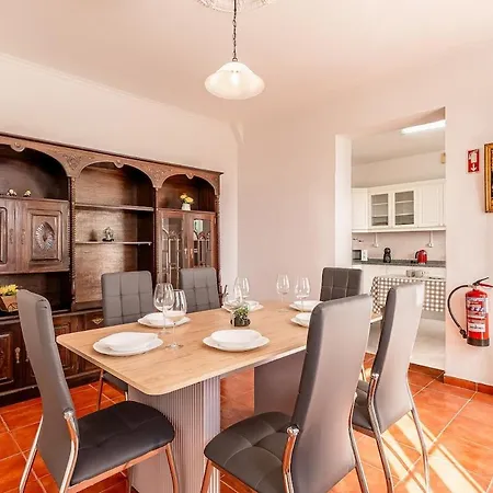 Semesterbostad Serenity Sao Roque 2 Bedroom House In With Parking