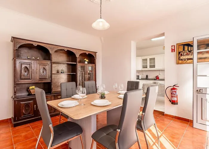 Nyaraló Serenity Sao Roque 2 Bedroom House In With Parking