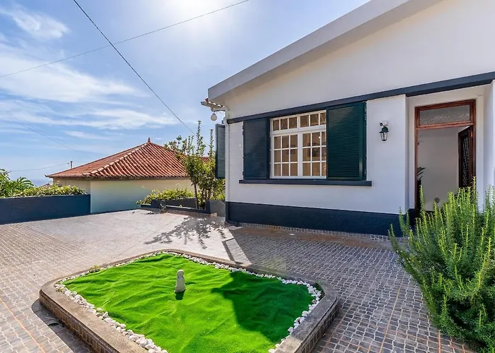 Nyaraló Serenity Sao Roque 2 Bedroom House In With Parking